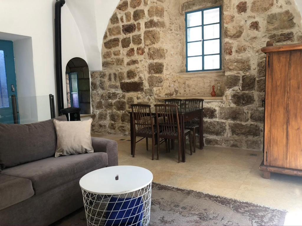 One Bedroom Stone Apartment Jeruzsálem Kültér fotó
